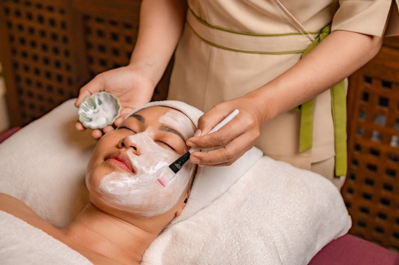 Moisturizing Facial